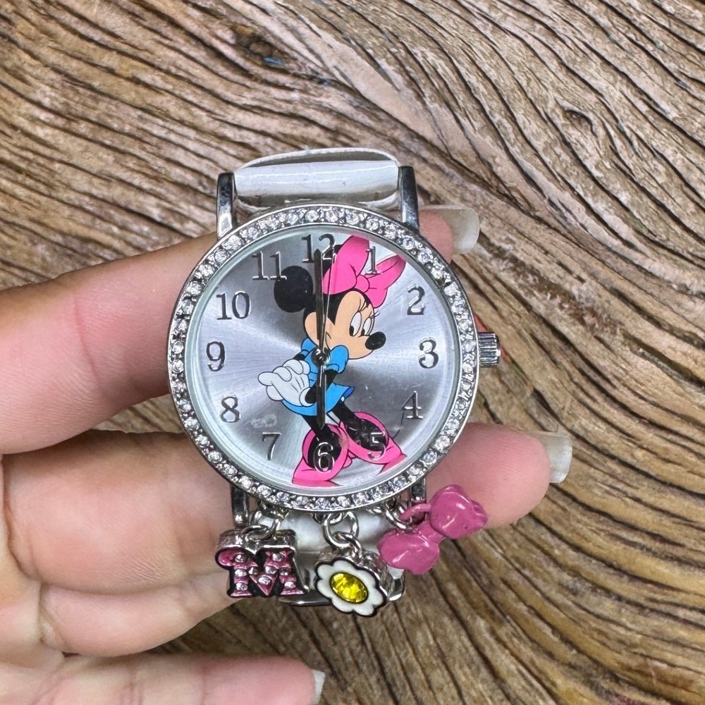 Disney Minnie Mouse Charm‎ Watch White Faux Leather Strap Silver Dial MN1311IE
